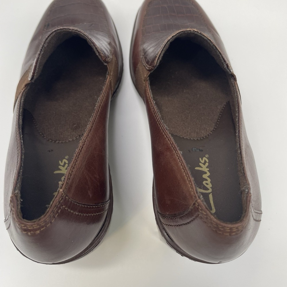 Clarks Womens Shoes Size 7.5 Brown Leather Slip On Loafer Croc Print - Picture 7 of 15